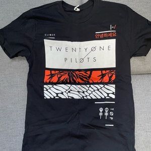 twenty one pilots band tee